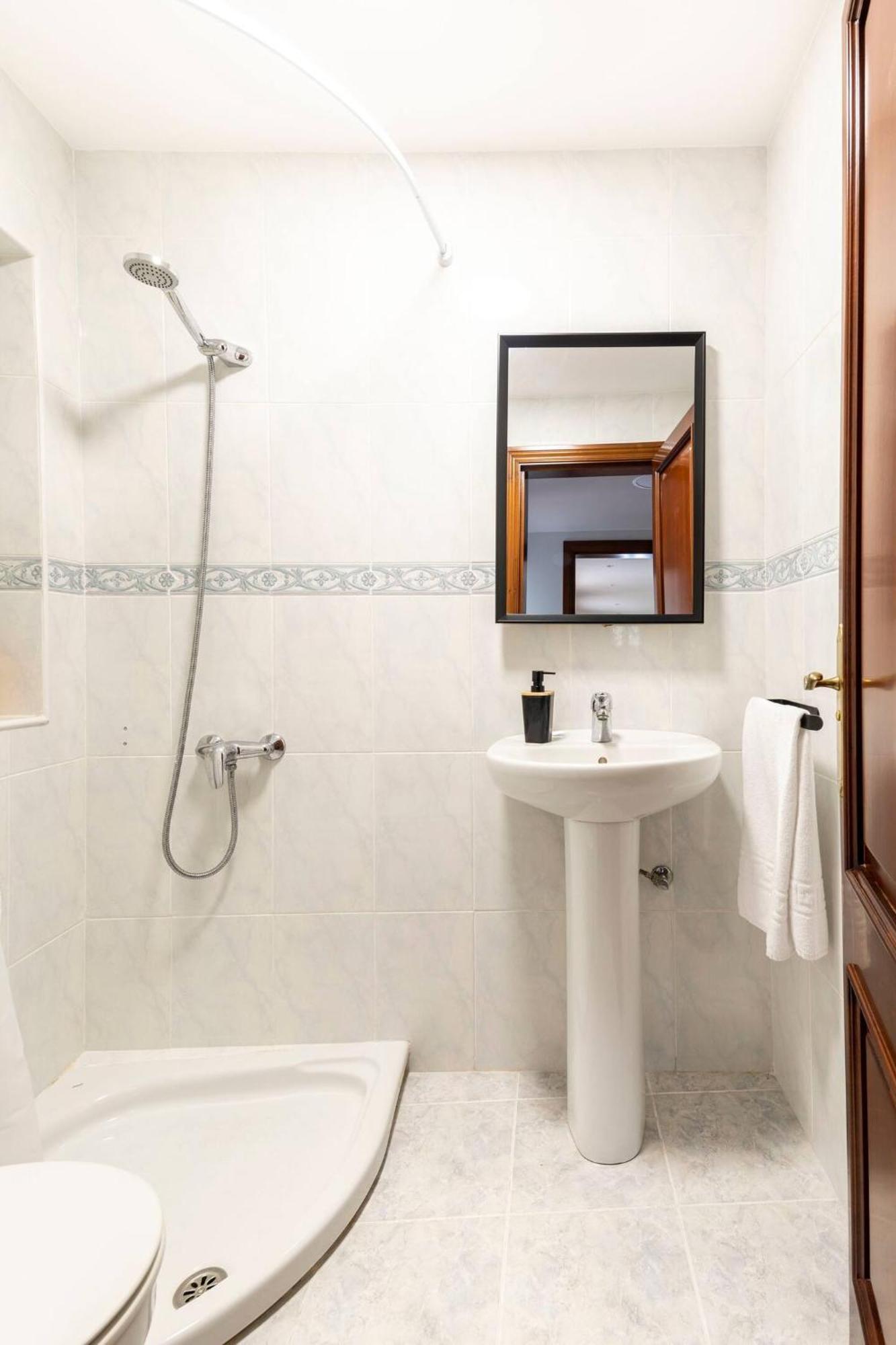 Galihost - Casa Con Enorme Jardin En Cambados Villa Екстериор снимка
