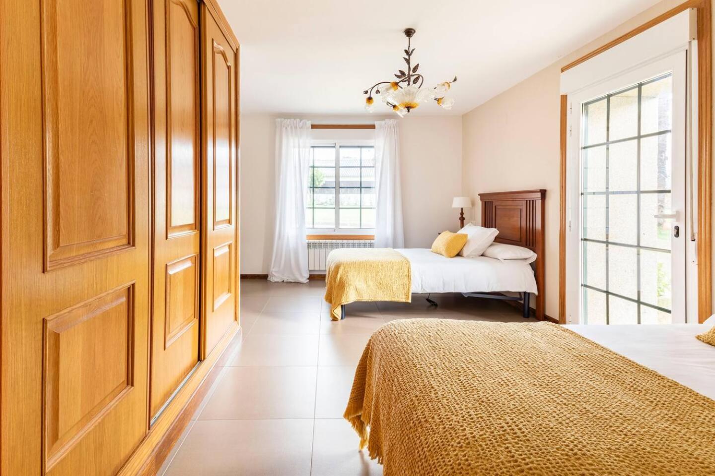 Galihost - Casa Con Enorme Jardin En Cambados Villa Екстериор снимка