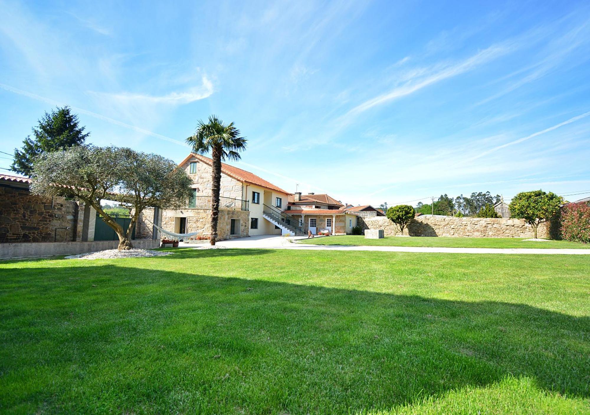 Galihost - Casa Con Enorme Jardin En Cambados Villa Екстериор снимка
